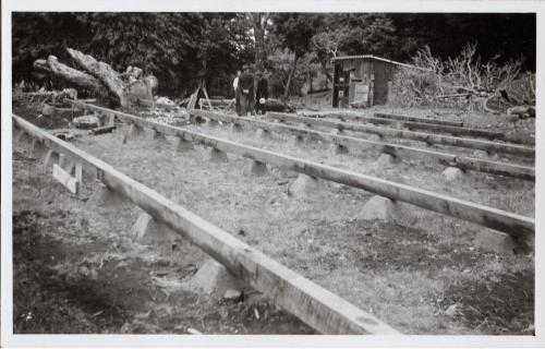 img025